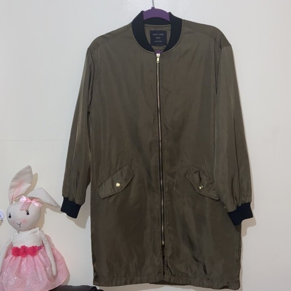 Love Tree Long Utility Light Weight Jacket size M